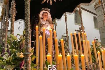 Preparación de los pasos de la Semana Santa de San Juan/Francisco Javier Santana.